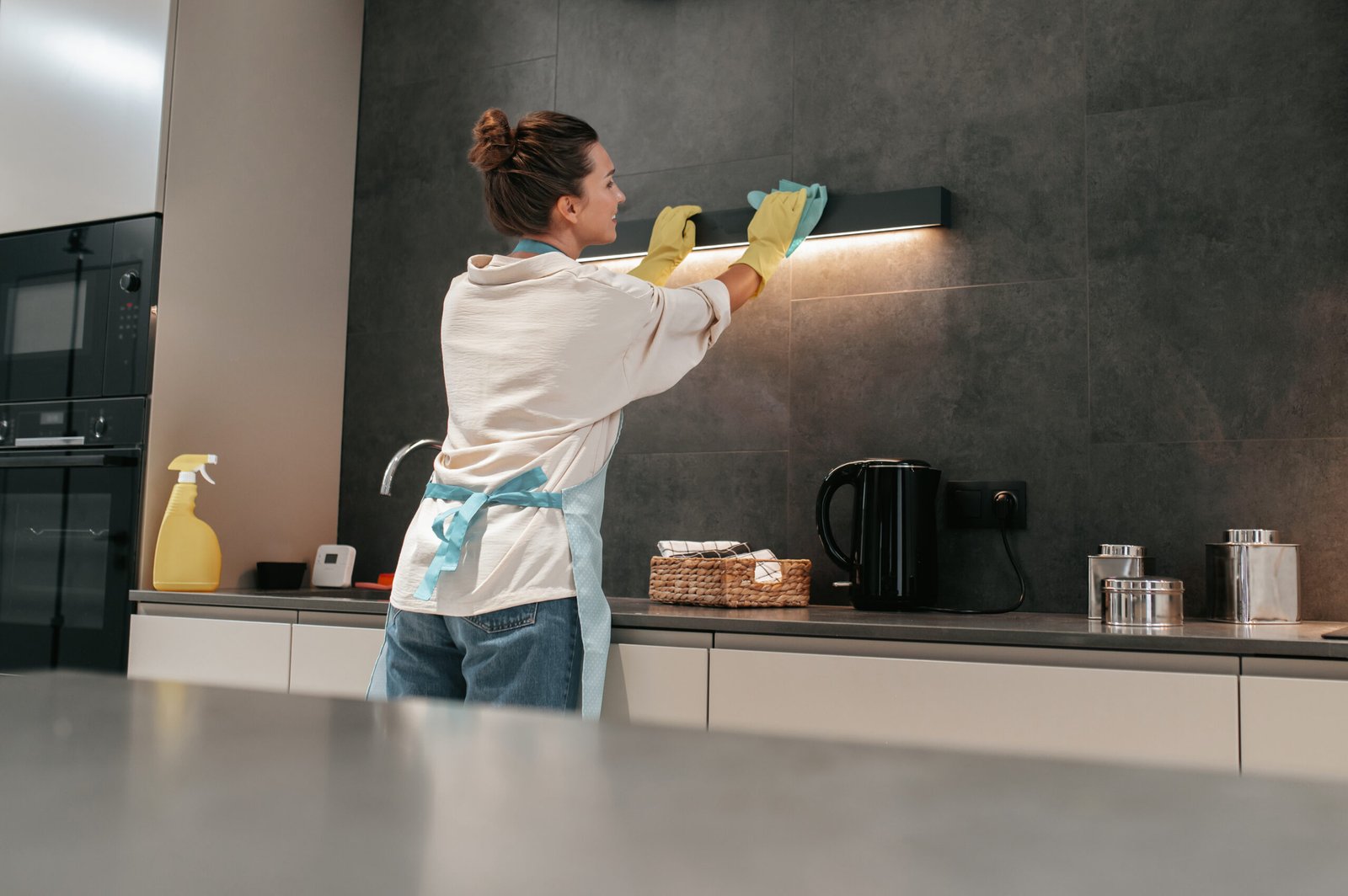 Kitchen Deep Cleaning